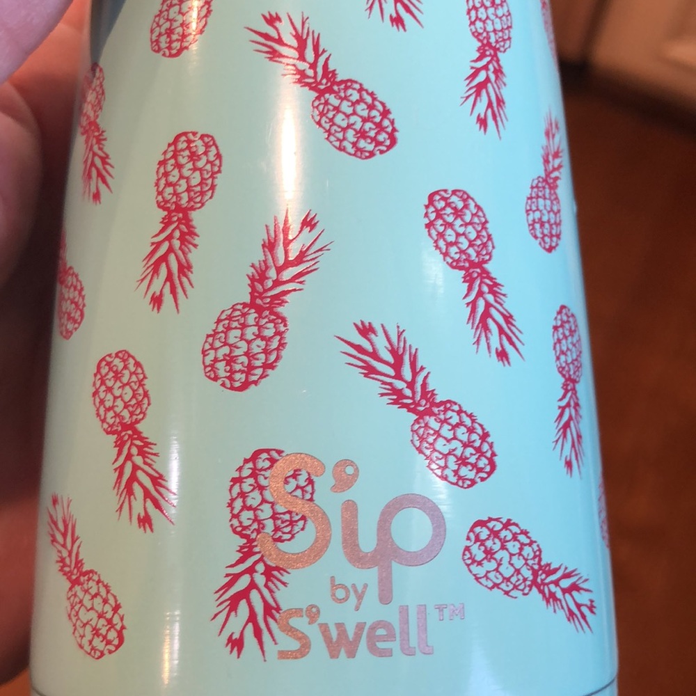 Sip by S’well Water Bottle - Picture 9 of 12